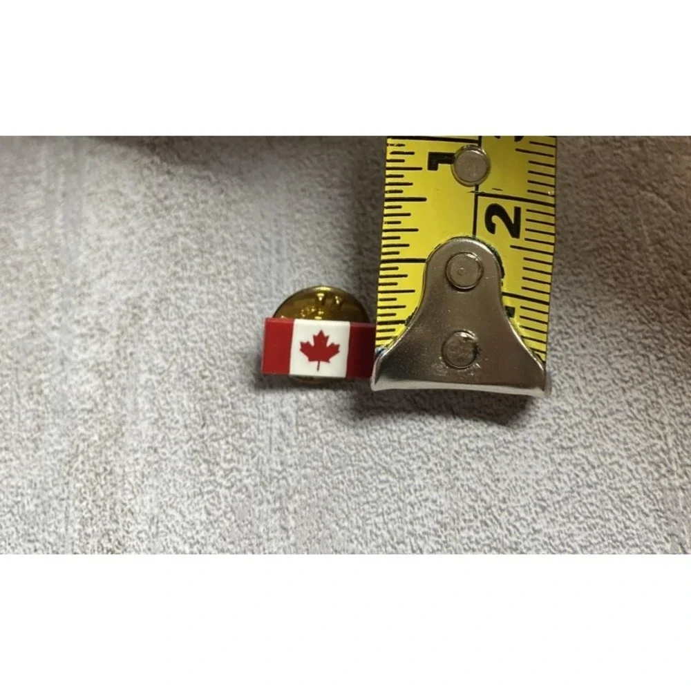 Canada Flag Lapel Pin Maple Leaf Enamel Gold Tone Tie Tack Badge Brooch Pinback